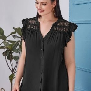 ⚡2/$20⚡1XL Plus Notched Neck Contrast Lace Button Front Blouse - SHEIN